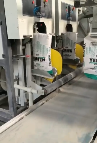 Unsere Sackaufsteck- und Abfüllmaschine